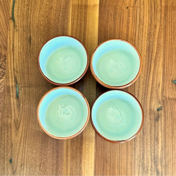 Mint Condition! VTG 1970s Japanese Ceramic Teacups w/ Floral Design (set of 4) - Picture 7 of 9